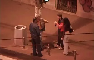 Die Schwester hat si ...