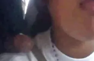 Asiatin von Orgasmus